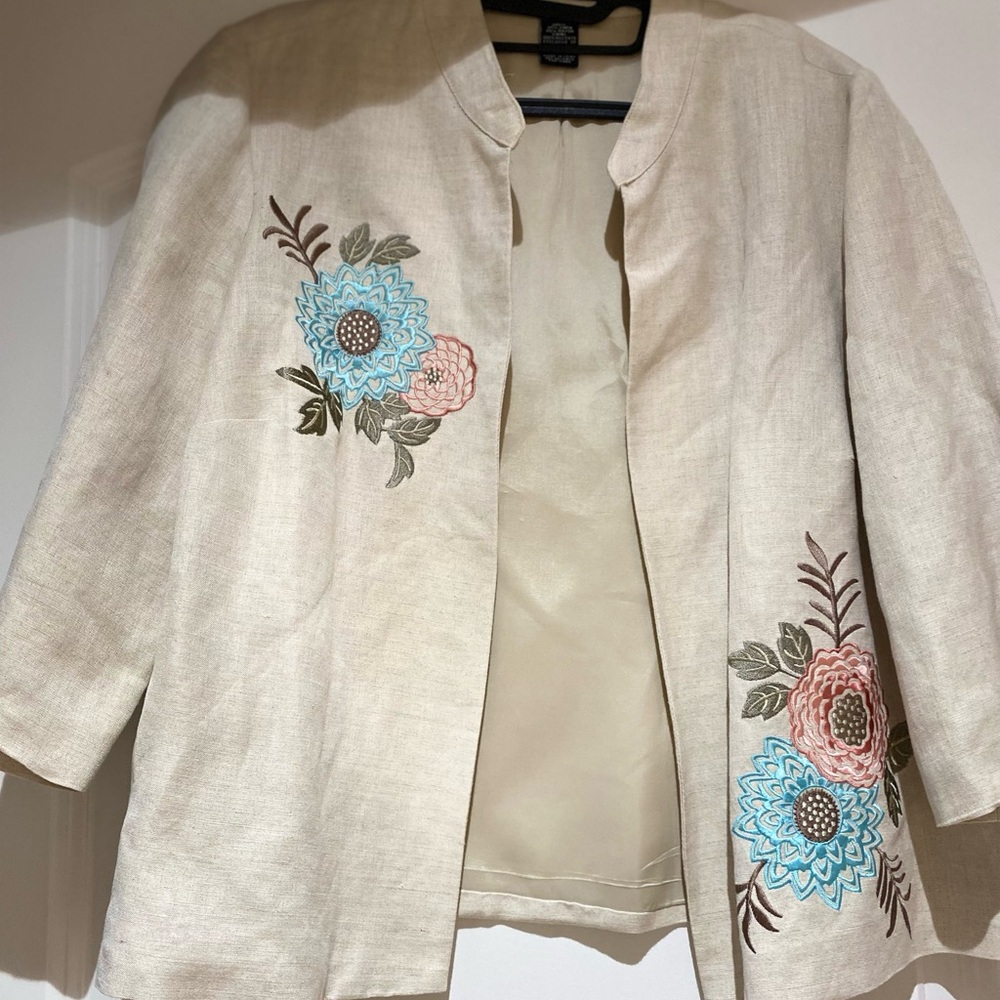 NWT Mercer & Madison Floral Embroidered Cream Linen Mix Blazer